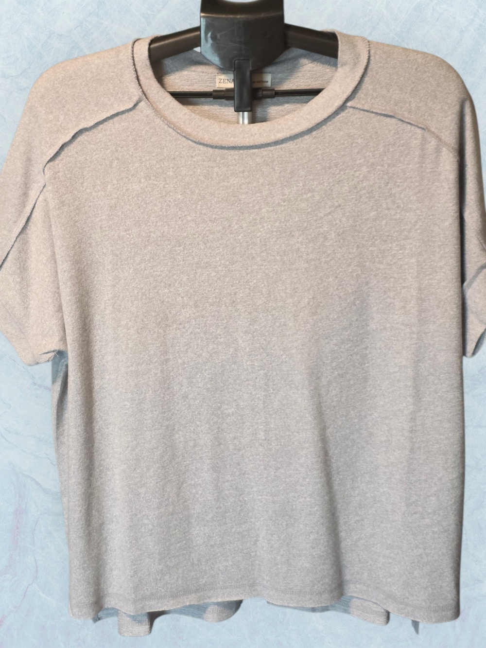 Zenana Outfitters Light Gray Short-Sleeve Crewneck Tee